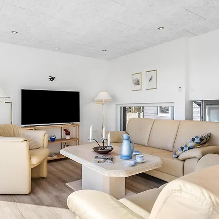 Gorgeous In With Wifi Holiday home Hals