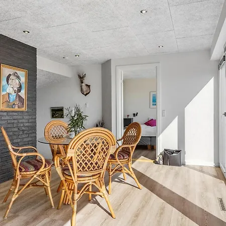 Gorgeous In With Wifi *