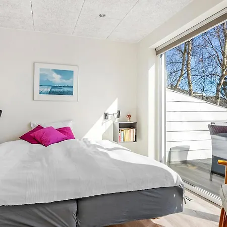 Gorgeous In With Wifi Hals